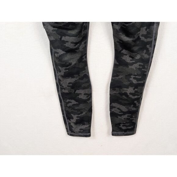 Fabletics PowerHold Camouflage Leggings w/ Pockets Women's Size Medium - Picture 8 of 12